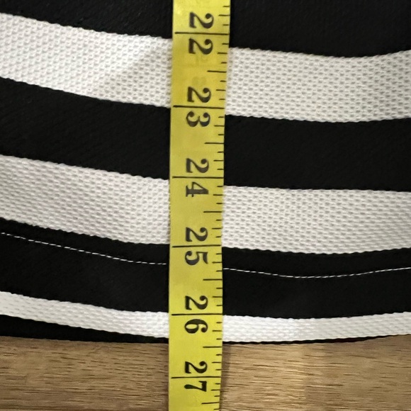 Haute Monde Skirt - Picture 6 of 6